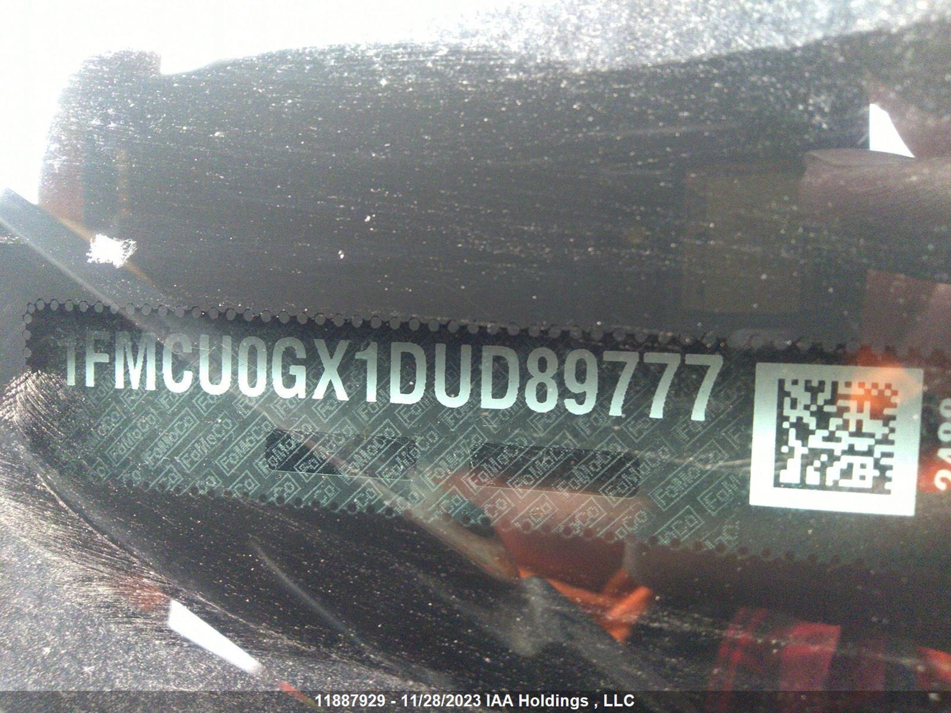 Photo 8 VIN: 1FMCU0GX1DUD89777 - FORD ESCAPE 