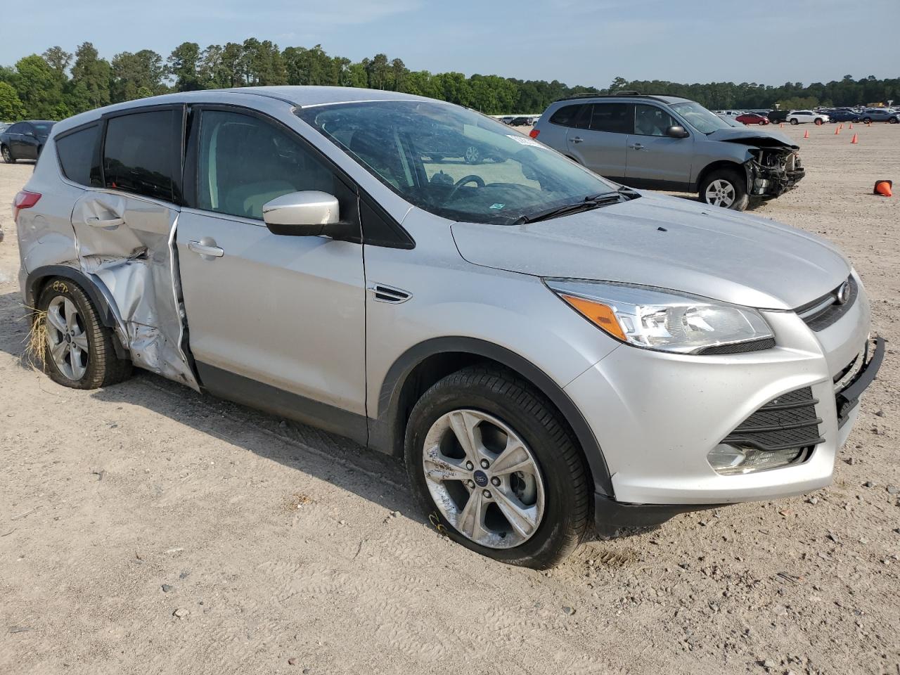 Photo 3 VIN: 1FMCU0GX1EUD16975 - FORD ESCAPE 