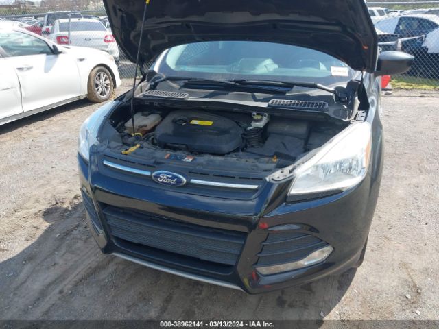 Photo 9 VIN: 1FMCU0GX1FUB60275 - FORD ESCAPE 