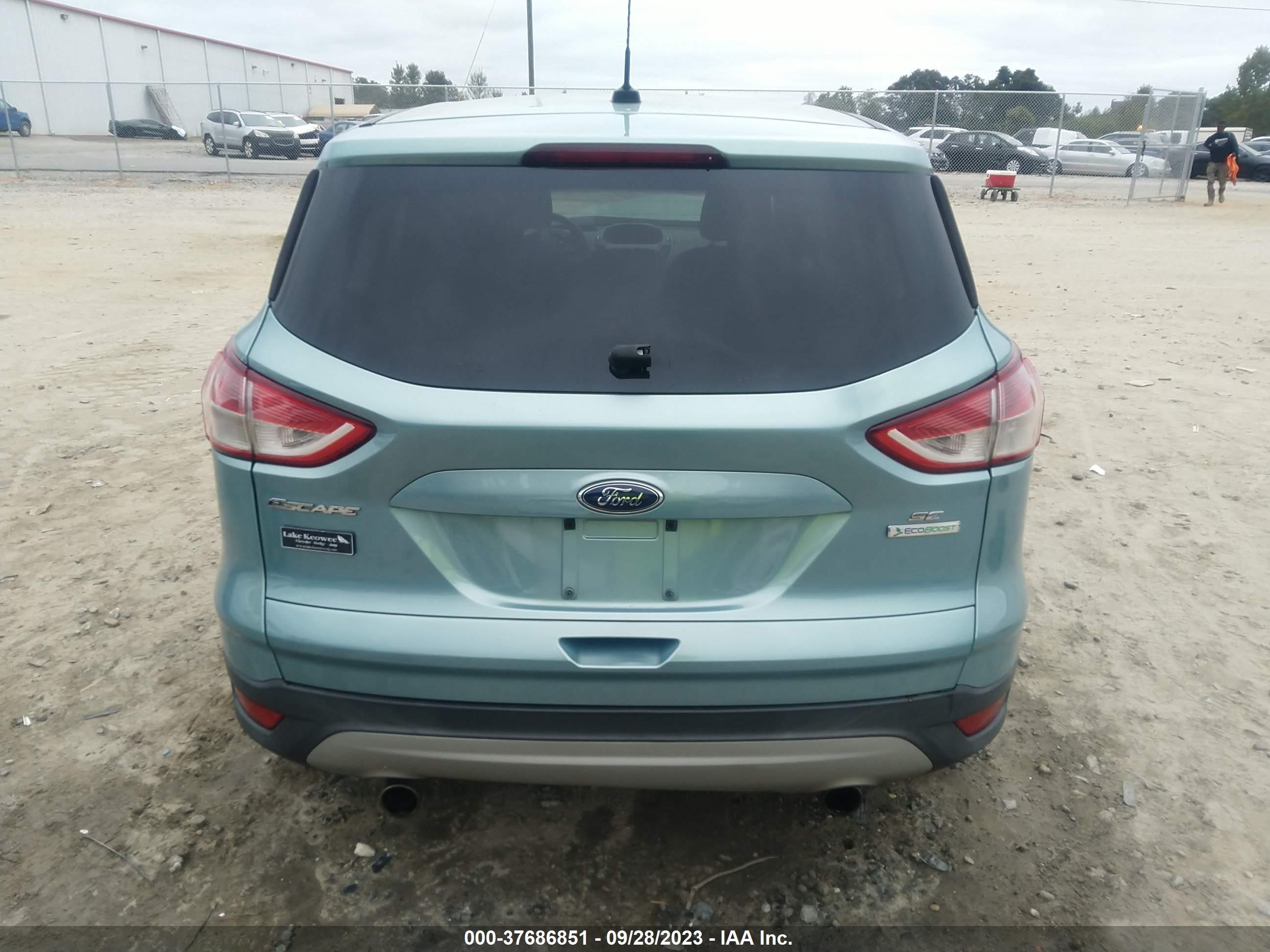 Photo 15 VIN: 1FMCU0GX2DUB43336 - FORD ESCAPE 