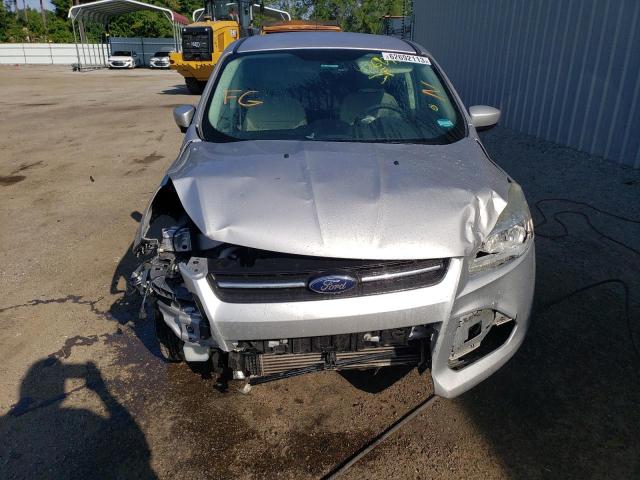 Photo 4 VIN: 1FMCU0GX2DUD37980 - FORD ESCAPE SE 