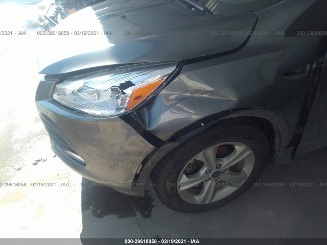 Photo 5 VIN: 1FMCU0GX2EUB07762 - FORD ESCAPE 