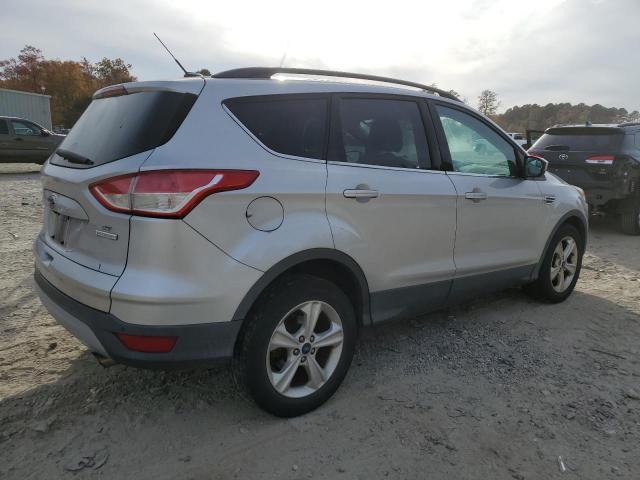 Photo 2 VIN: 1FMCU0GX2EUC01320 - FORD ESCAPE 