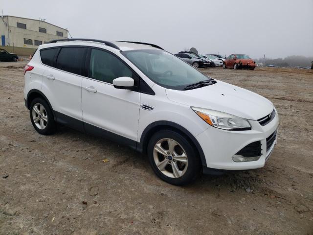 Photo 3 VIN: 1FMCU0GX2EUD52044 - FORD ESCAPE SE 