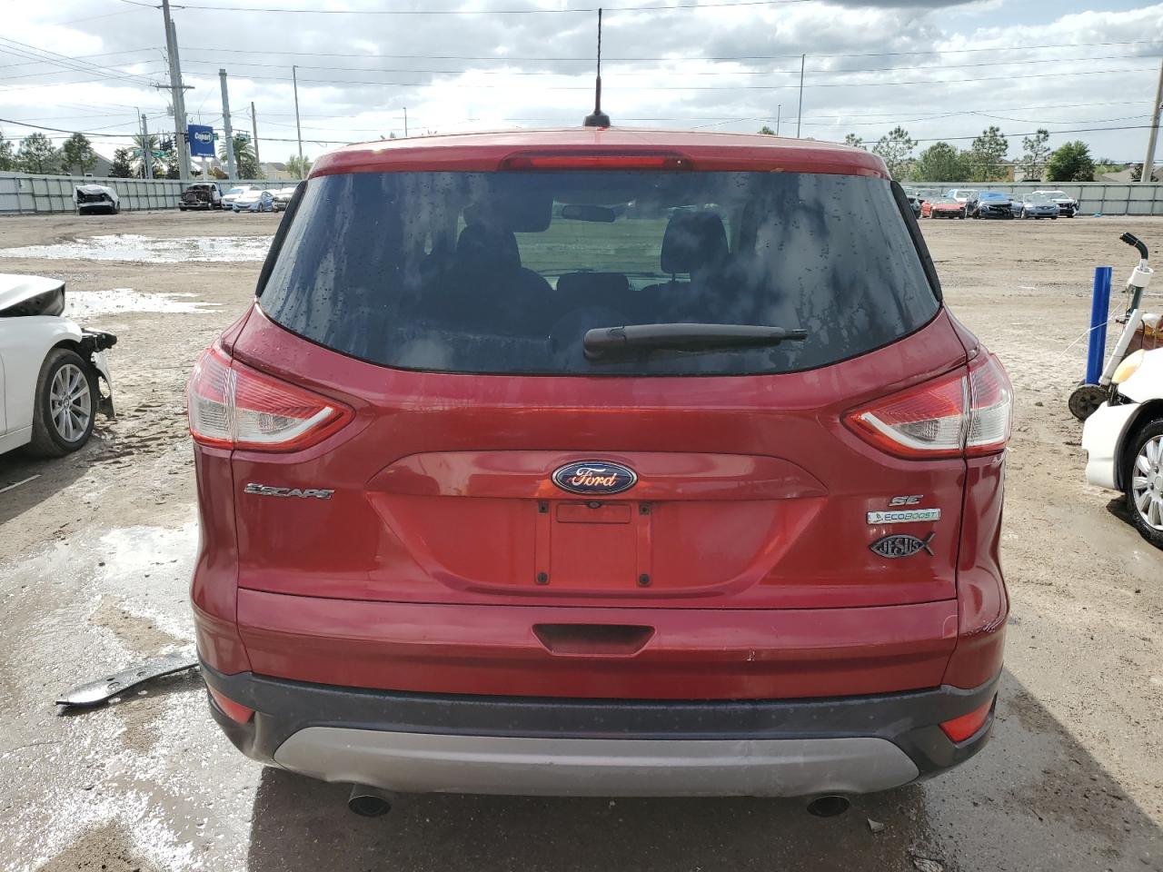 Photo 5 VIN: 1FMCU0GX2EUE21041 - FORD ESCAPE 