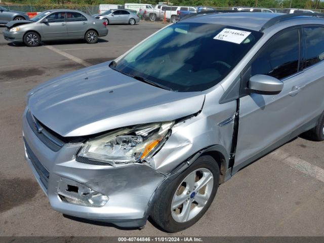 Photo 5 VIN: 1FMCU0GX2FUA25886 - FORD ESCAPE 