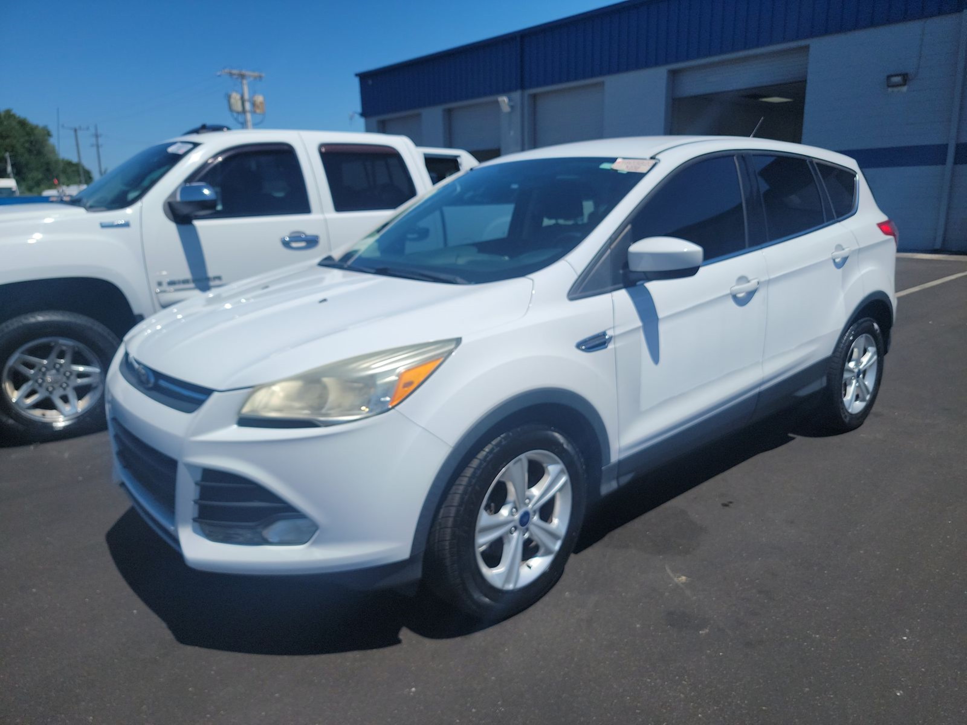 Photo 5 VIN: 1FMCU0GX2FUB13711 - FORD ESCAPE 