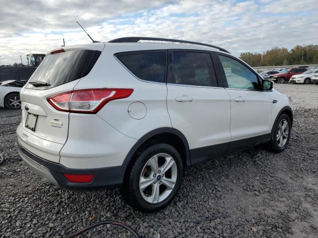 Photo 2 VIN: 1FMCU0GX2FUC11881 - FORD ESCAPE SE 