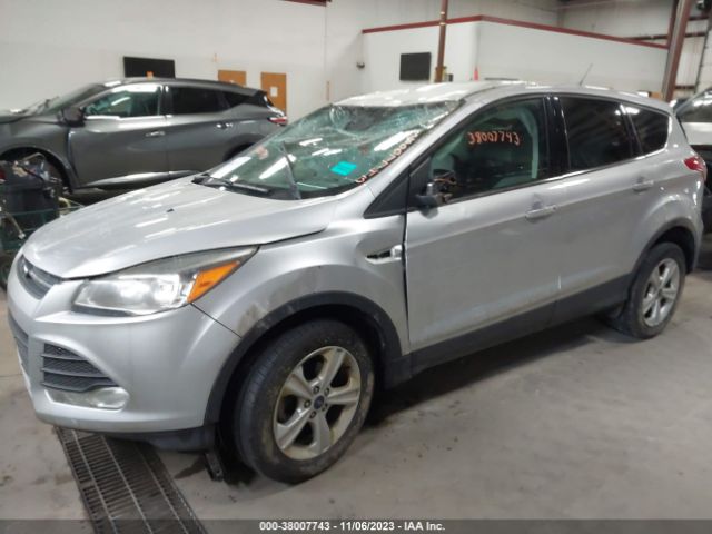 Photo 1 VIN: 1FMCU0GX2FUC87990 - FORD ESCAPE 