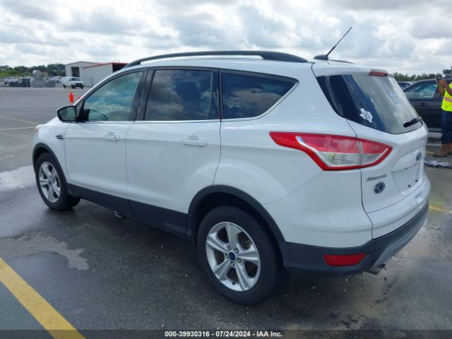 Photo 2 VIN: 1FMCU0GX2GUB58603 - FORD ESCAPE 