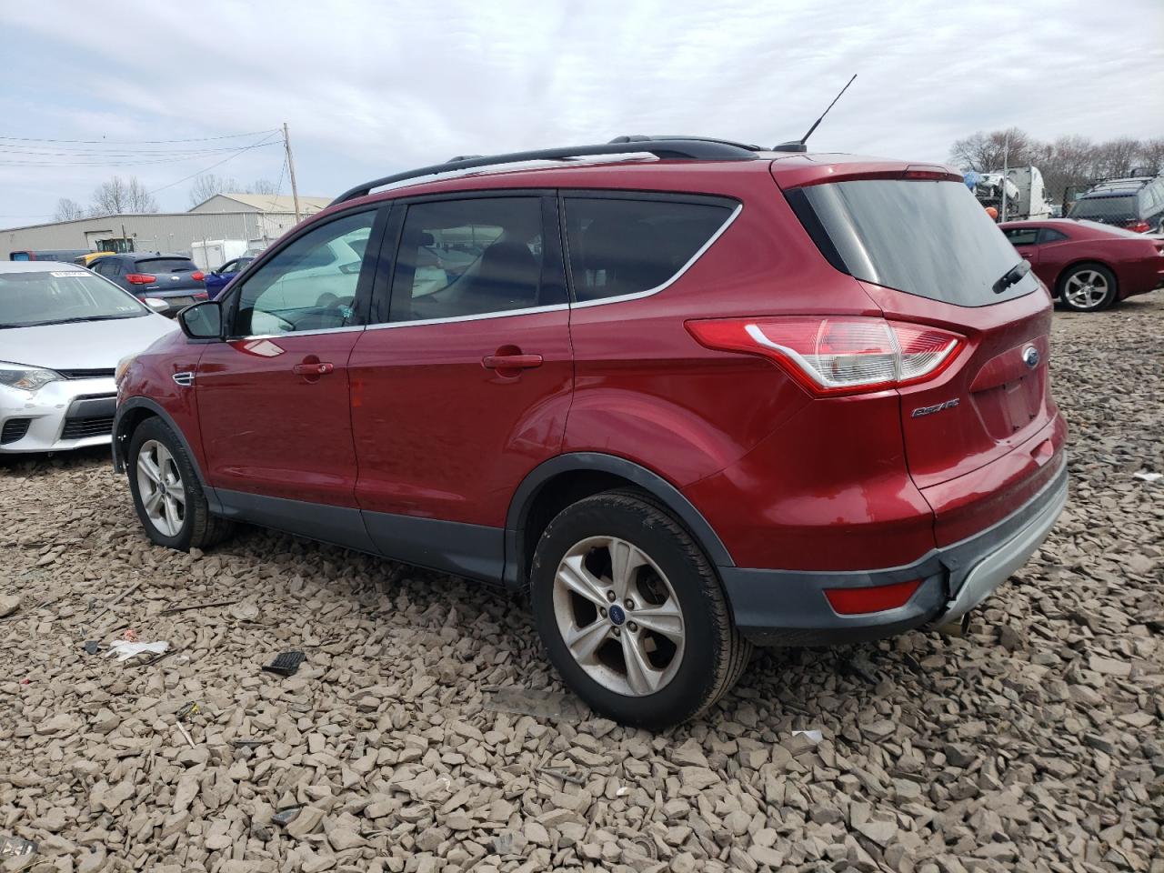 Photo 1 VIN: 1FMCU0GX3DUD21867 - FORD ESCAPE 