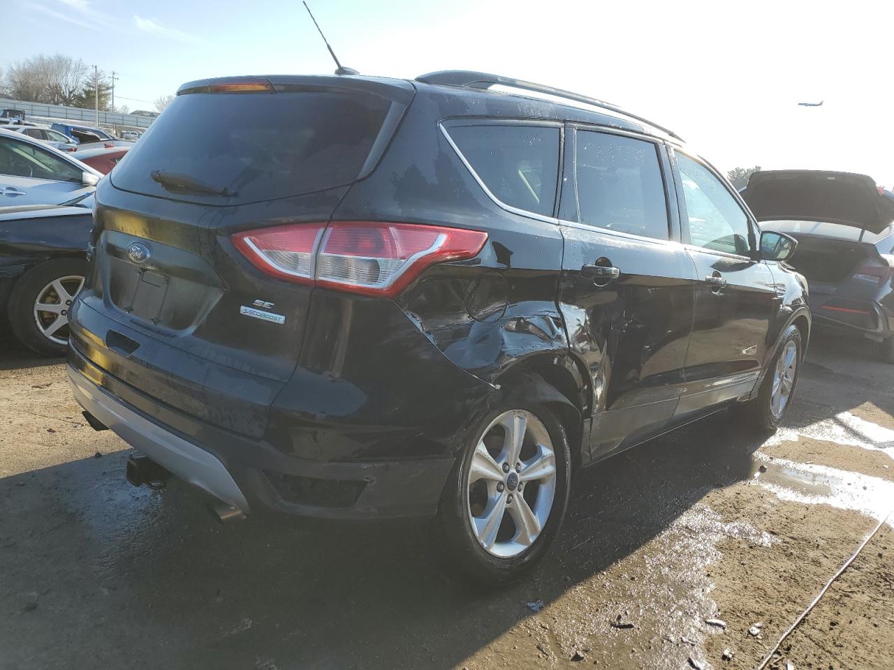 Photo 2 VIN: 1FMCU0GX3EUA64033 - FORD ESCAPE 