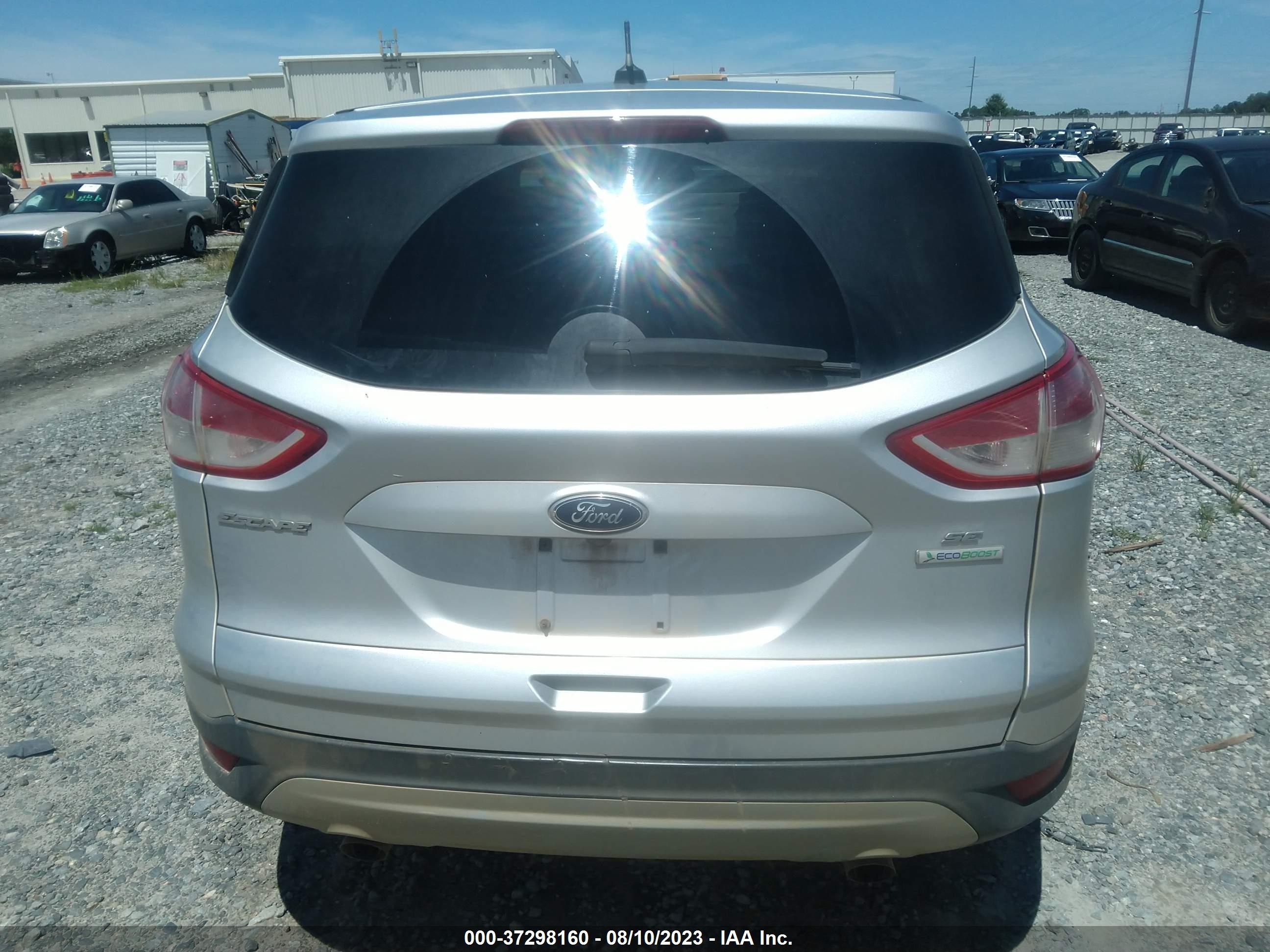 Photo 15 VIN: 1FMCU0GX3EUC05263 - FORD ESCAPE 