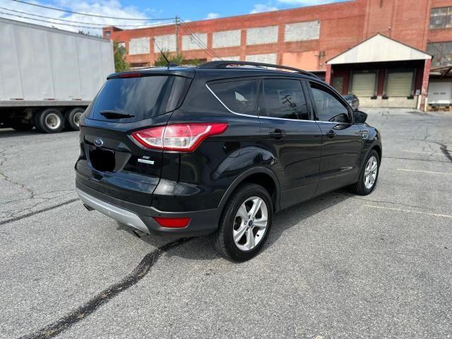 Photo 3 VIN: 1FMCU0GX3EUC06056 - FORD ESCAPE SE 