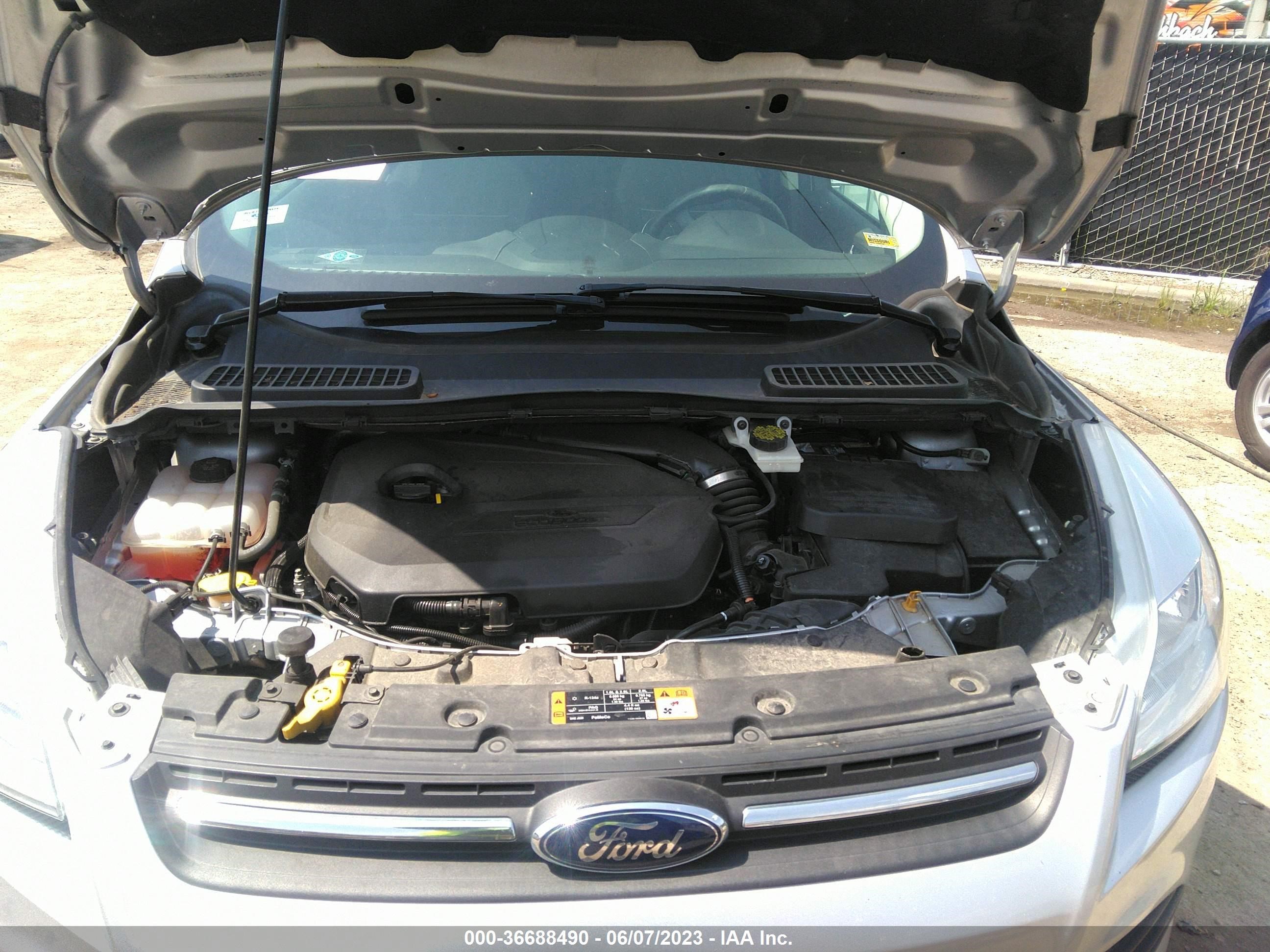 Photo 9 VIN: 1FMCU0GX3EUC21396 - FORD ESCAPE 