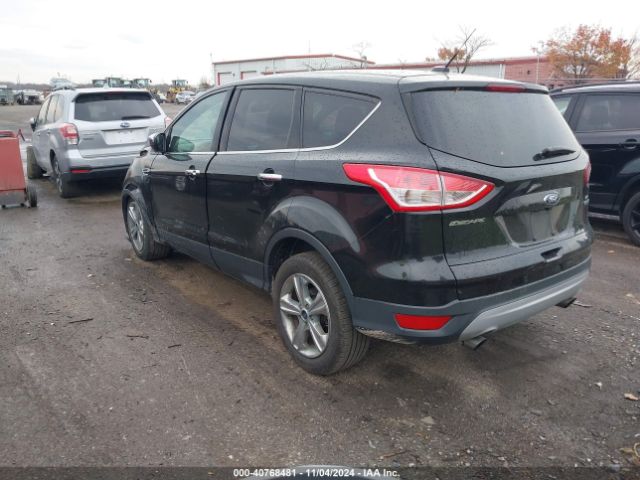 Photo 2 VIN: 1FMCU0GX3FUA24469 - FORD ESCAPE 