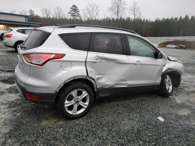 Photo 2 VIN: 1FMCU0GX3FUA40283 - FORD ESCAPE SE 