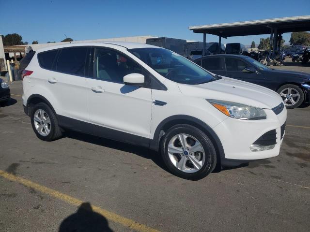 Photo 3 VIN: 1FMCU0GX3FUA63028 - FORD ESCAPE SE 