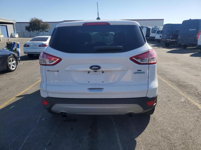 Photo 5 VIN: 1FMCU0GX3FUA63028 - FORD ESCAPE SE 