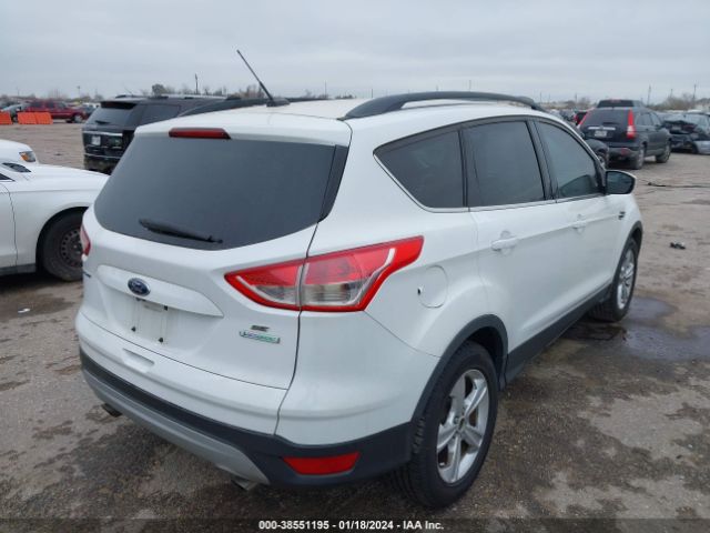 Photo 3 VIN: 1FMCU0GX3FUC61575 - FORD ESCAPE 