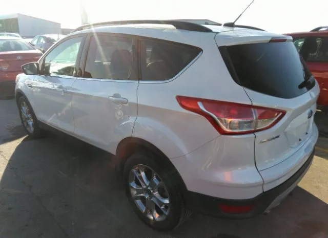 Photo 2 VIN: 1FMCU0GX3GUB56889 - FORD ESCAPE 