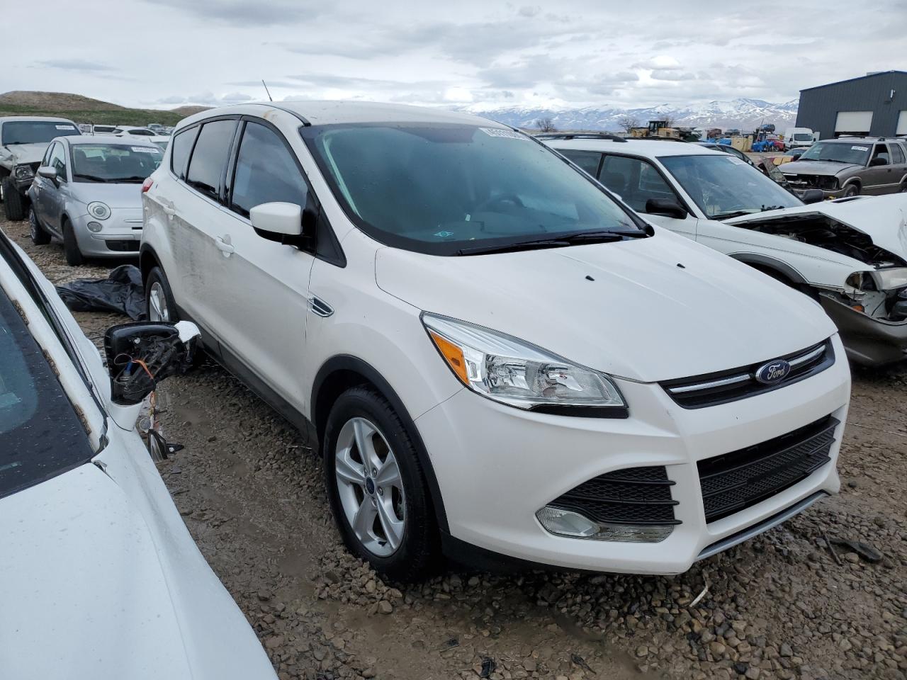 Photo 3 VIN: 1FMCU0GX3GUB73059 - FORD ESCAPE 