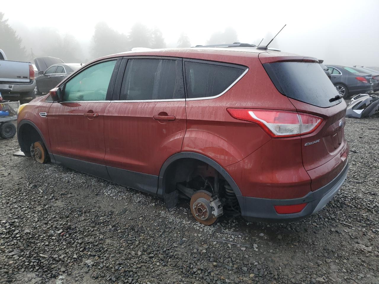 Photo 1 VIN: 1FMCU0GX4EUC23707 - FORD ESCAPE 