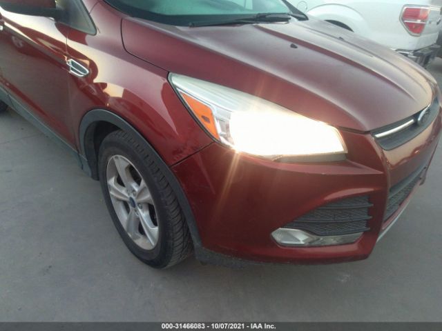 Photo 5 VIN: 1FMCU0GX4EUC93689 - FORD ESCAPE 