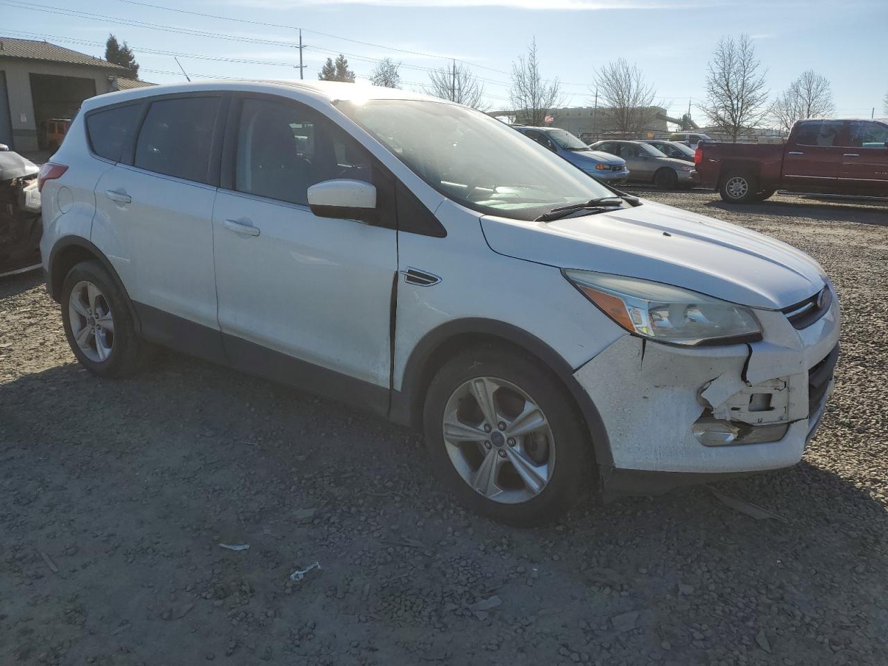 Photo 3 VIN: 1FMCU0GX4EUE28220 - FORD ESCAPE 