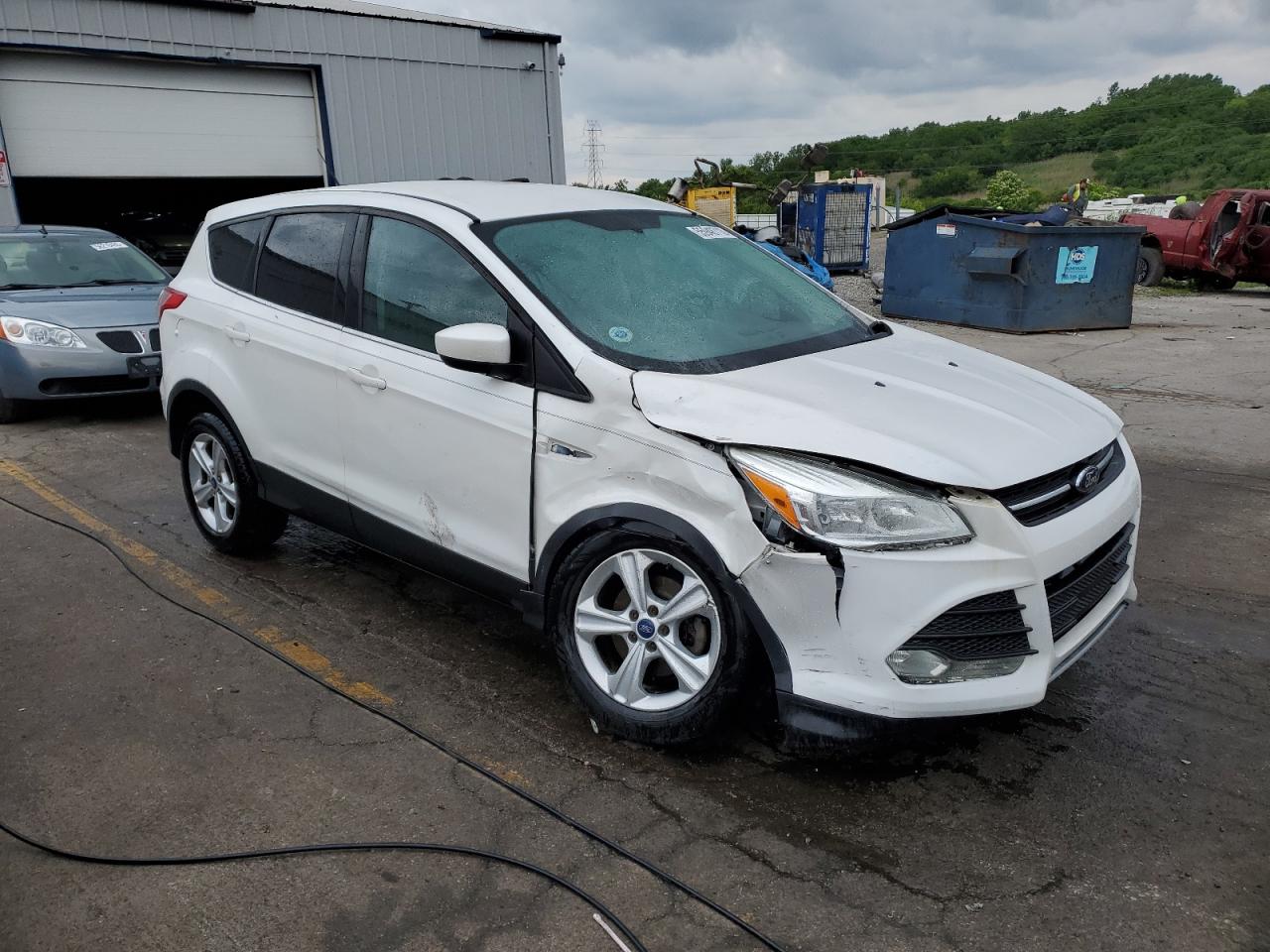 Photo 3 VIN: 1FMCU0GX4FUA76810 - FORD ESCAPE 