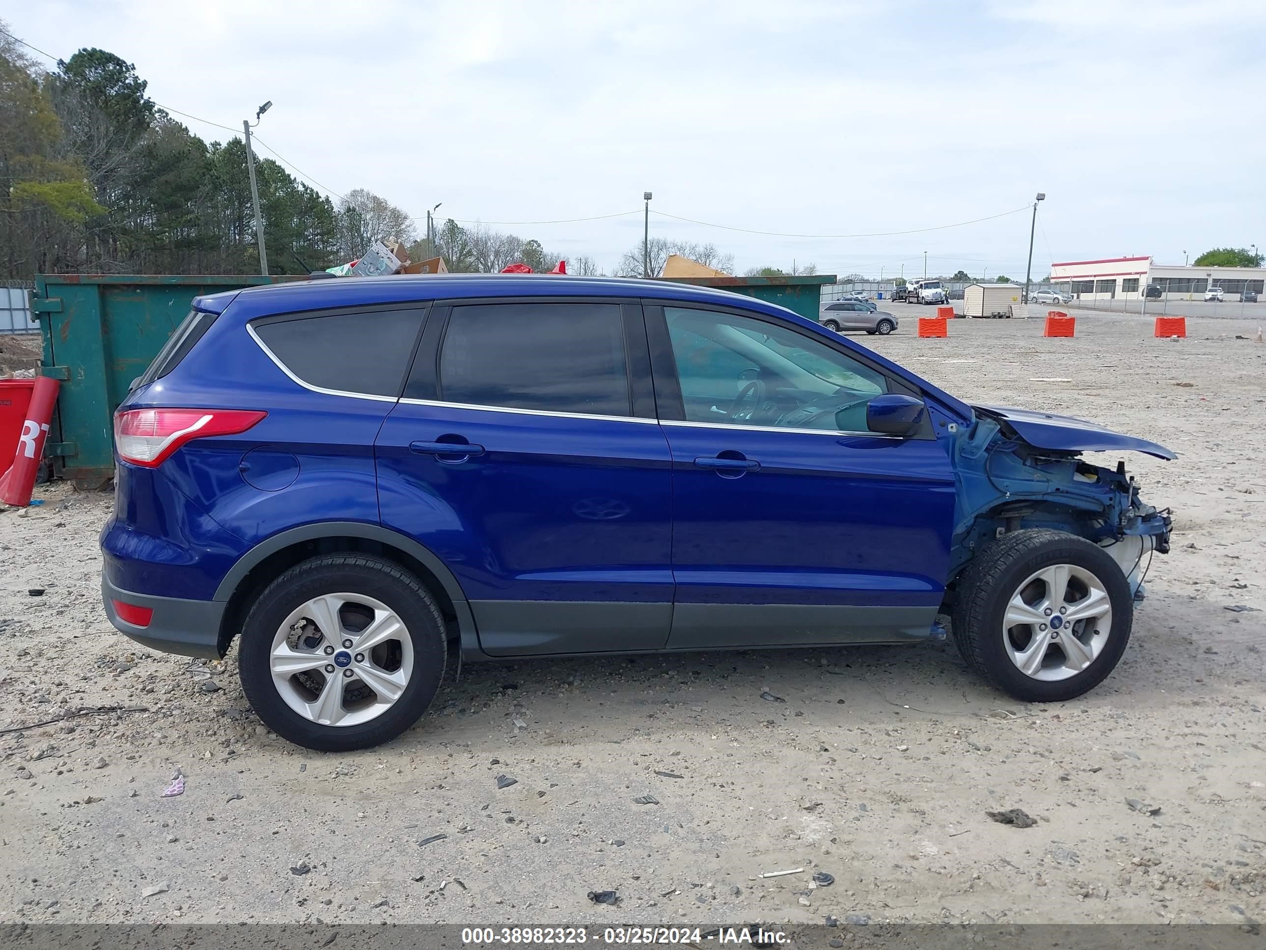 Photo 12 VIN: 1FMCU0GX4FUA90092 - FORD ESCAPE 