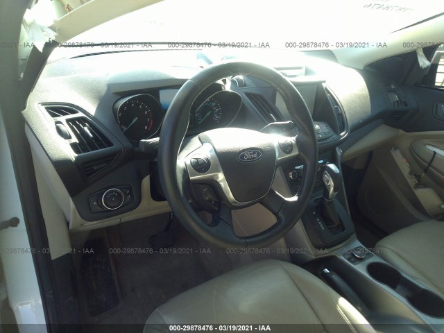 Photo 4 VIN: 1FMCU0GX4FUB72047 - FORD ESCAPE 