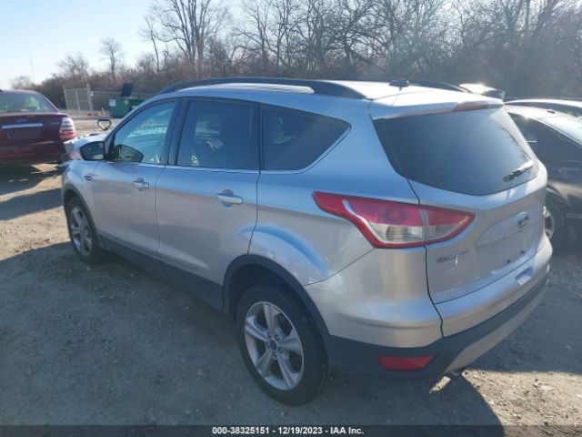 Photo 2 VIN: 1FMCU0GX4GUC39800 - FORD ESCAPE 