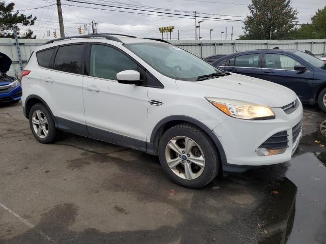 Photo 3 VIN: 1FMCU0GX5DUB07396 - FORD ESCAPE SE 