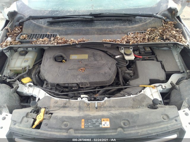 Photo 9 VIN: 1FMCU0GX5DUB24411 - FORD ESCAPE 