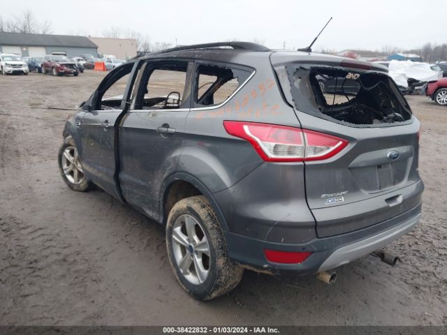 Photo 2 VIN: 1FMCU0GX5DUB33254 - FORD ESCAPE 