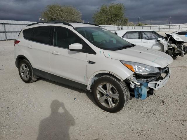 Photo 3 VIN: 1FMCU0GX5DUB70370 - FORD ESCAPE SE 