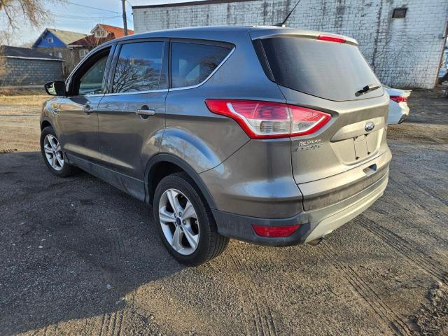 Photo 2 VIN: 1FMCU0GX5EUE23723 - FORD ESCAPE 