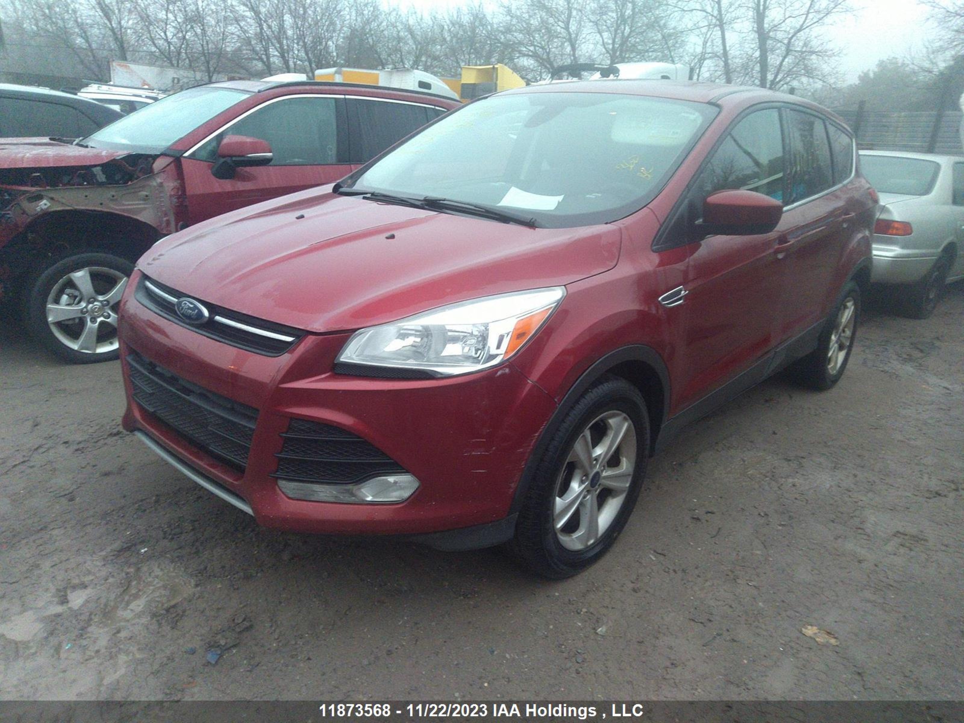 Photo 1 VIN: 1FMCU0GX5FUC15861 - FORD ESCAPE 