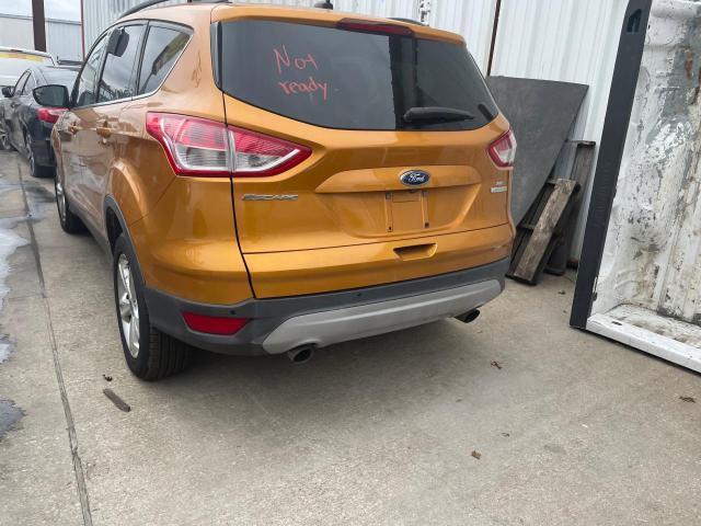 Photo 2 VIN: 1FMCU0GX5GUB46736 - FORD ESCAPE SE 