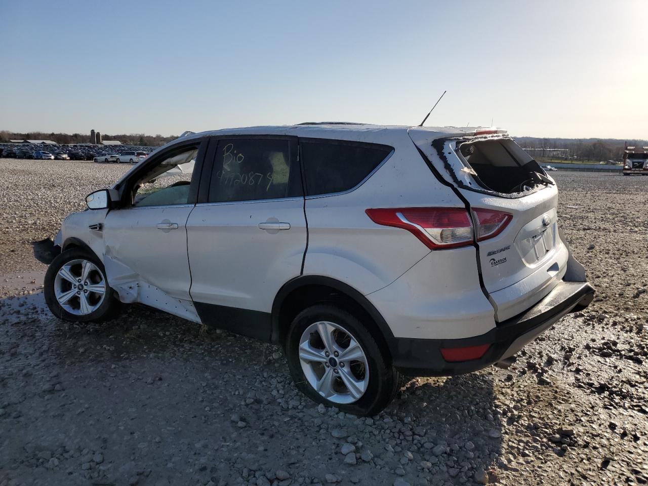 Photo 1 VIN: 1FMCU0GX5GUB76853 - FORD ESCAPE 