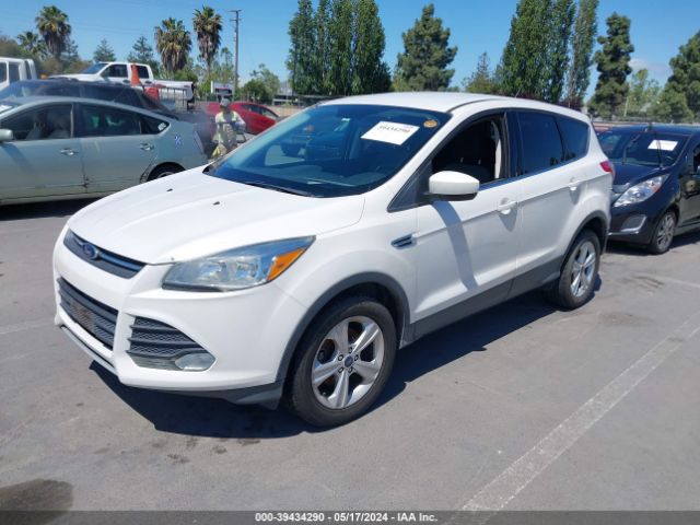 Photo 1 VIN: 1FMCU0GX5GUC82669 - FORD ESCAPE 