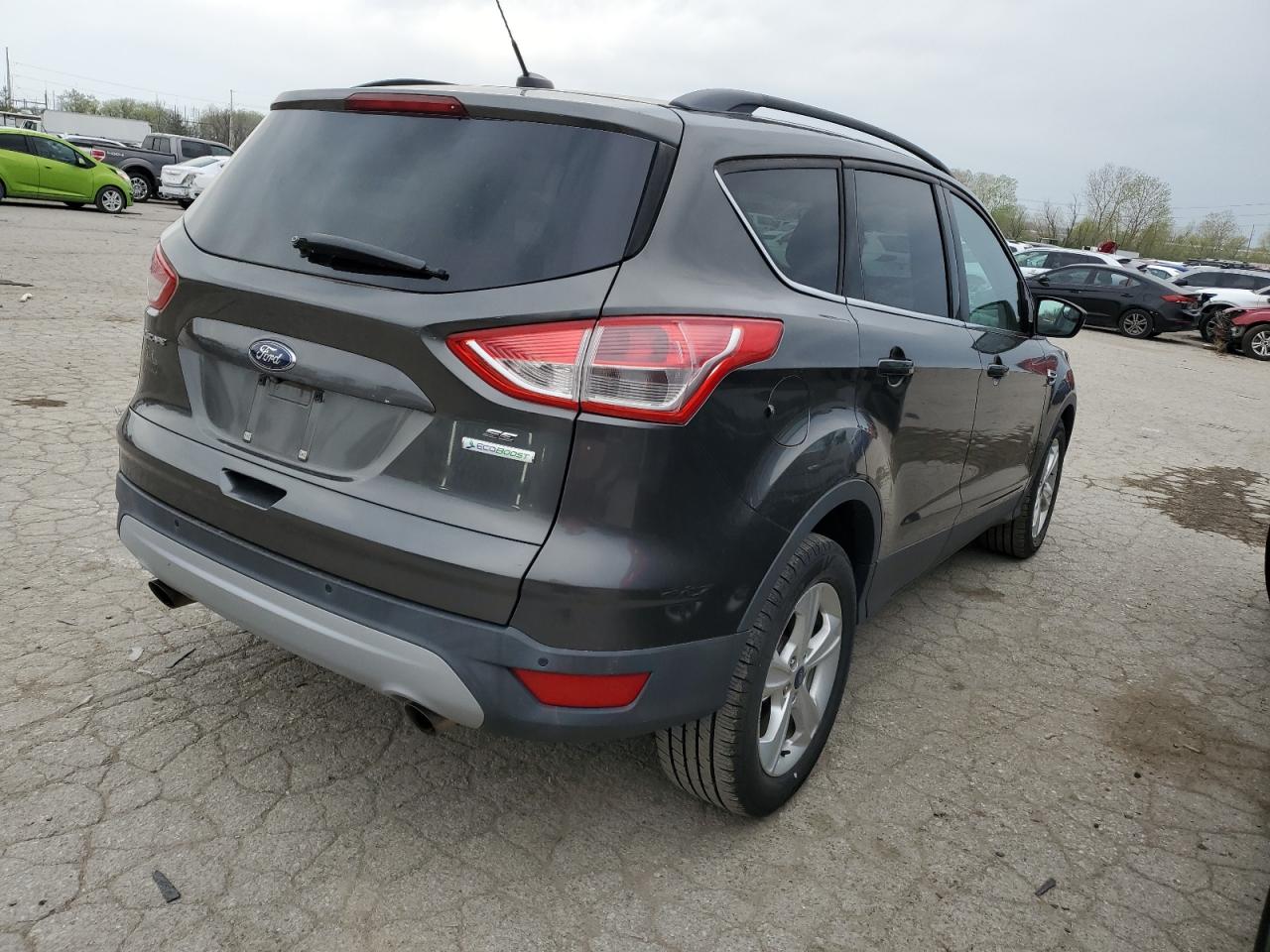 Photo 2 VIN: 1FMCU0GX6FUA34610 - FORD ESCAPE 