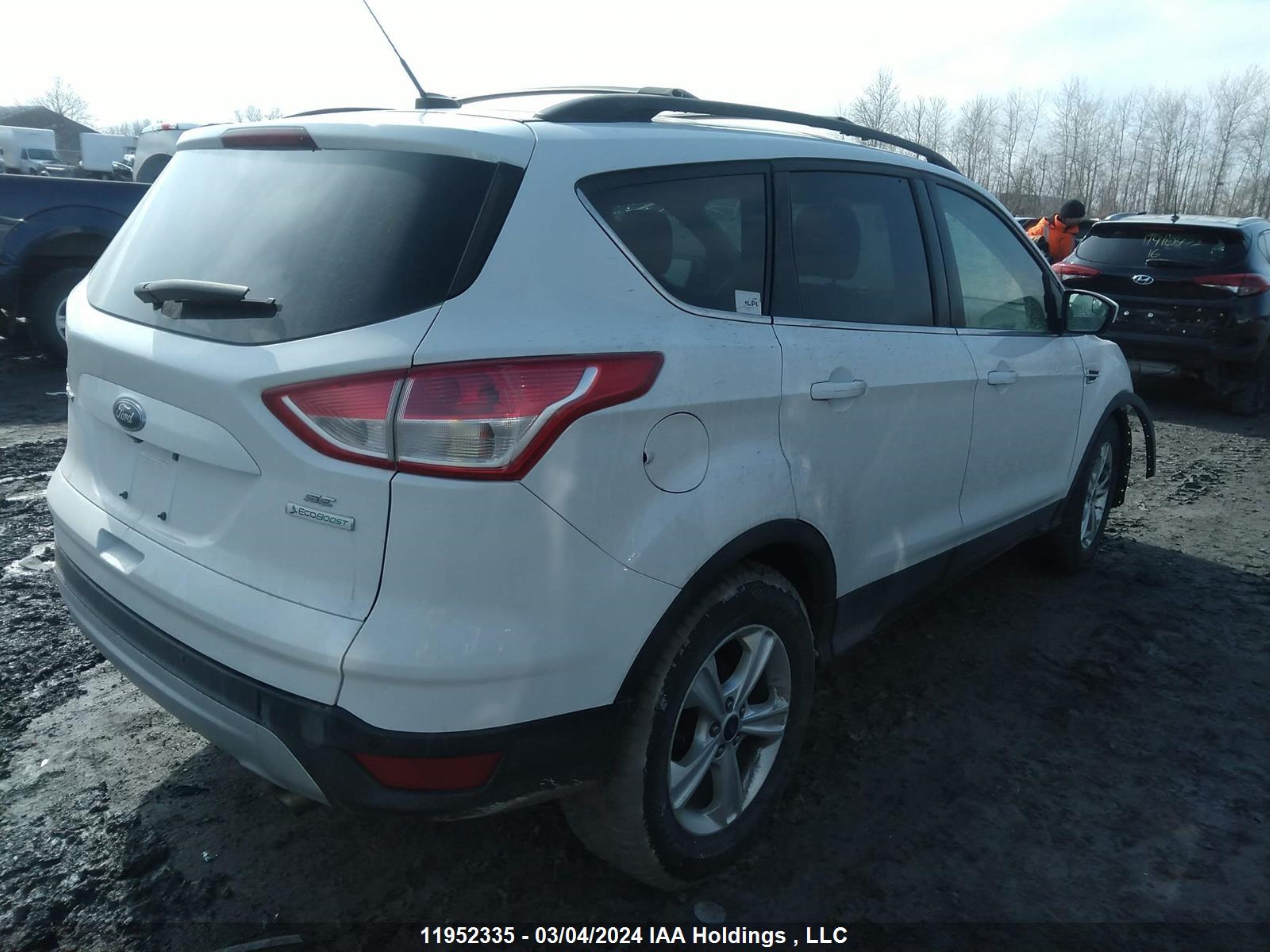 Photo 3 VIN: 1FMCU0GX6FUA95665 - FORD ESCAPE 