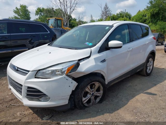 Photo 1 VIN: 1FMCU0GX6GUB41075 - FORD ESCAPE 