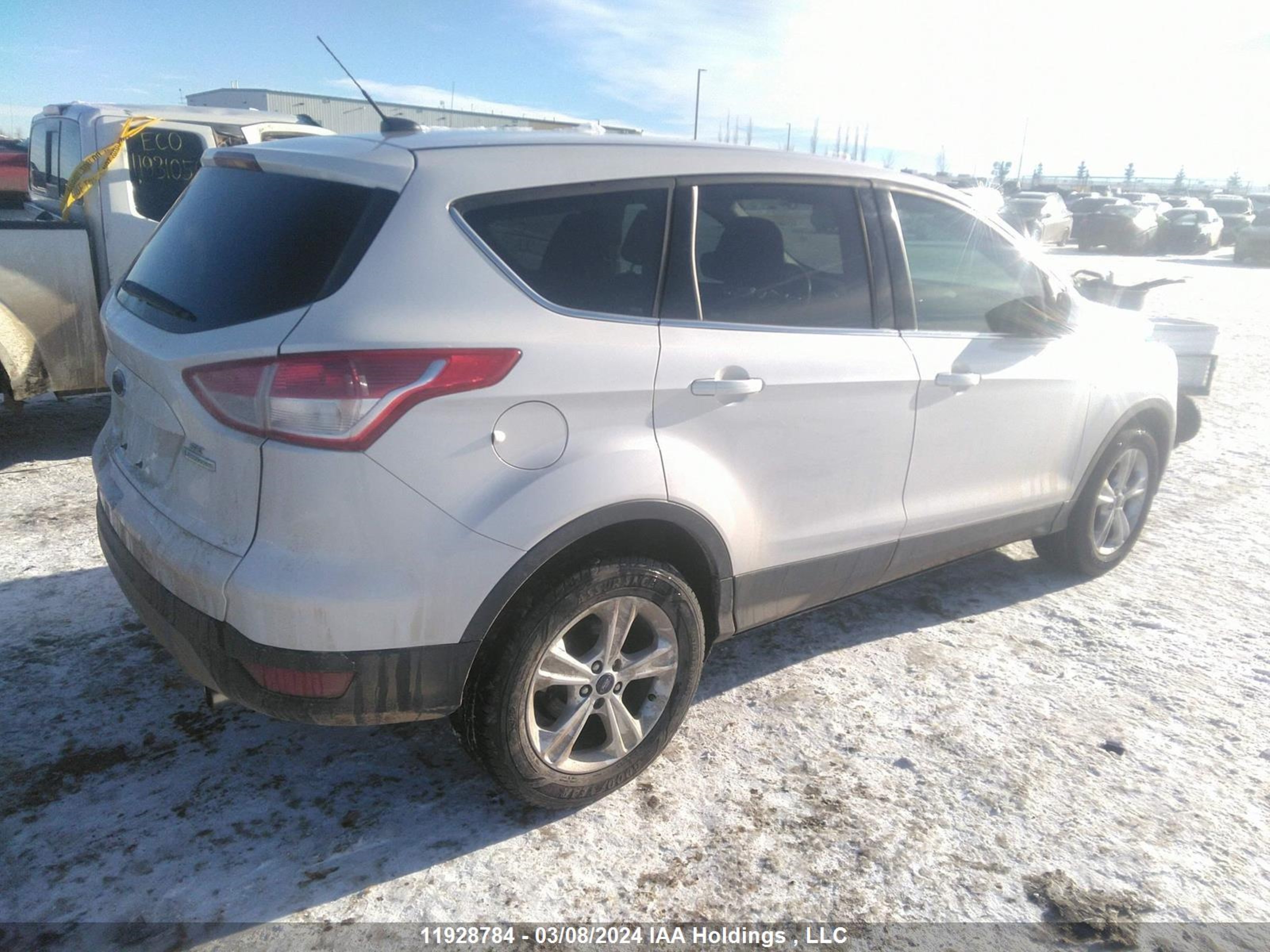 Photo 3 VIN: 1FMCU0GX7DUC27684 - FORD ESCAPE 