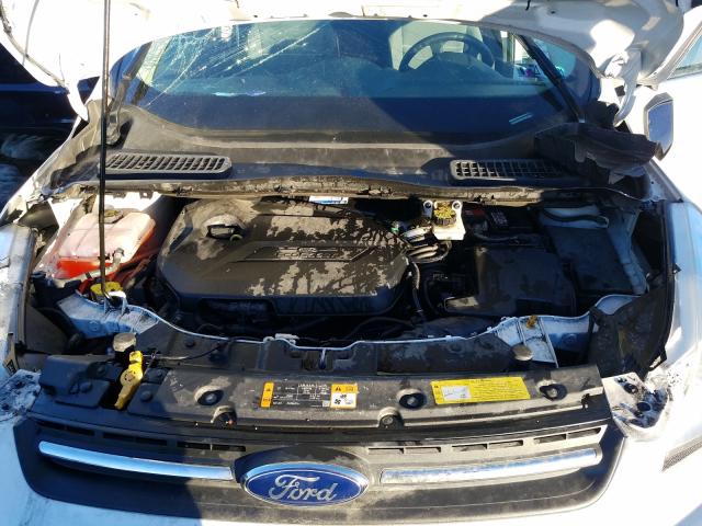 Photo 6 VIN: 1FMCU0GX8DUB15850 - FORD ESCAPE SE 