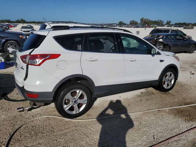 Photo 2 VIN: 1FMCU0GX8EUA42884 - FORD ESCAPE 