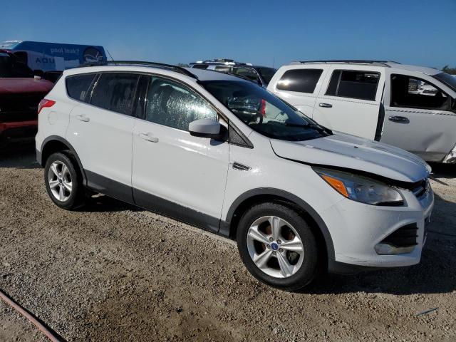 Photo 3 VIN: 1FMCU0GX8EUA42884 - FORD ESCAPE 