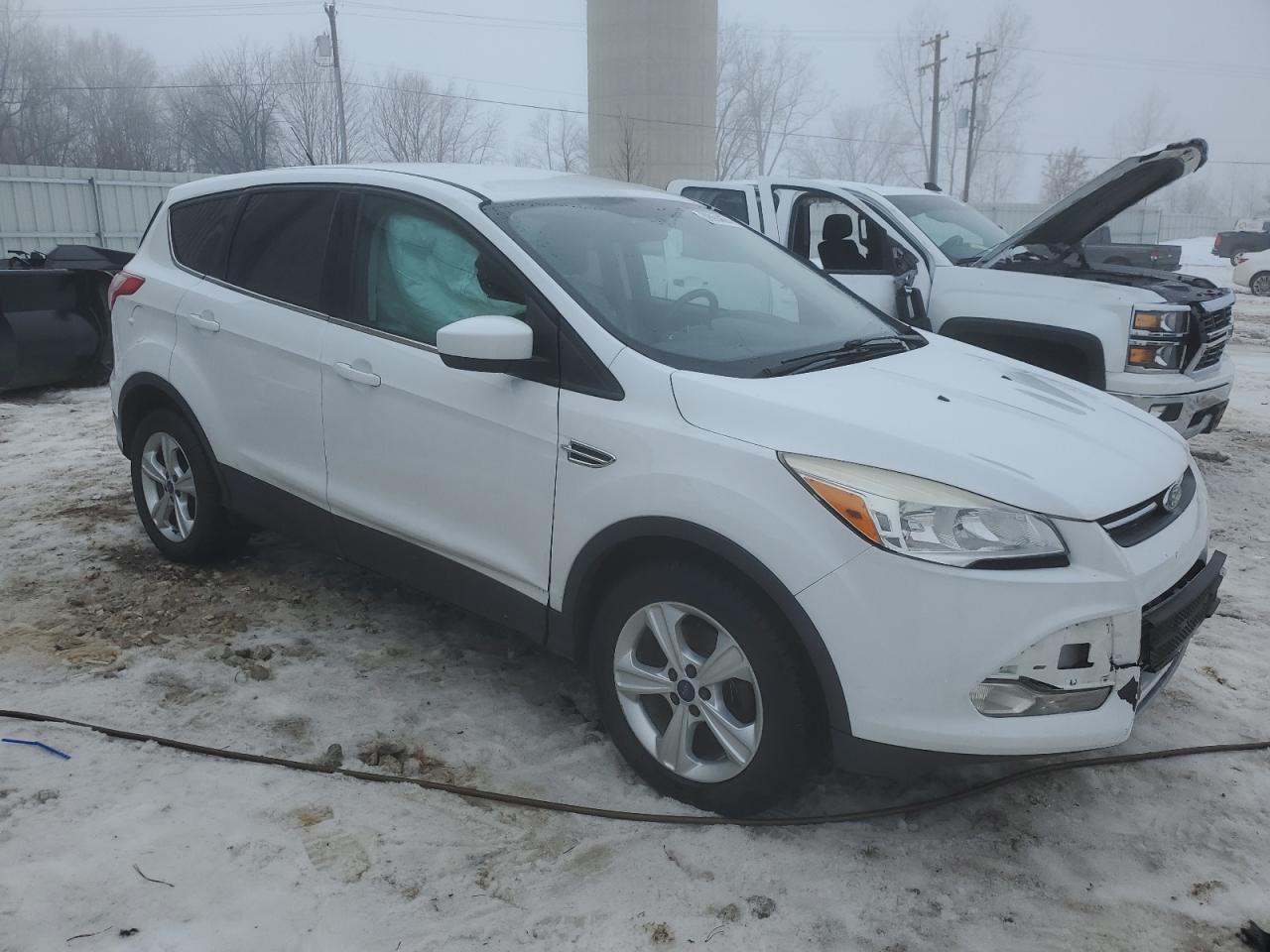 Photo 3 VIN: 1FMCU0GX8EUB81297 - FORD ESCAPE 